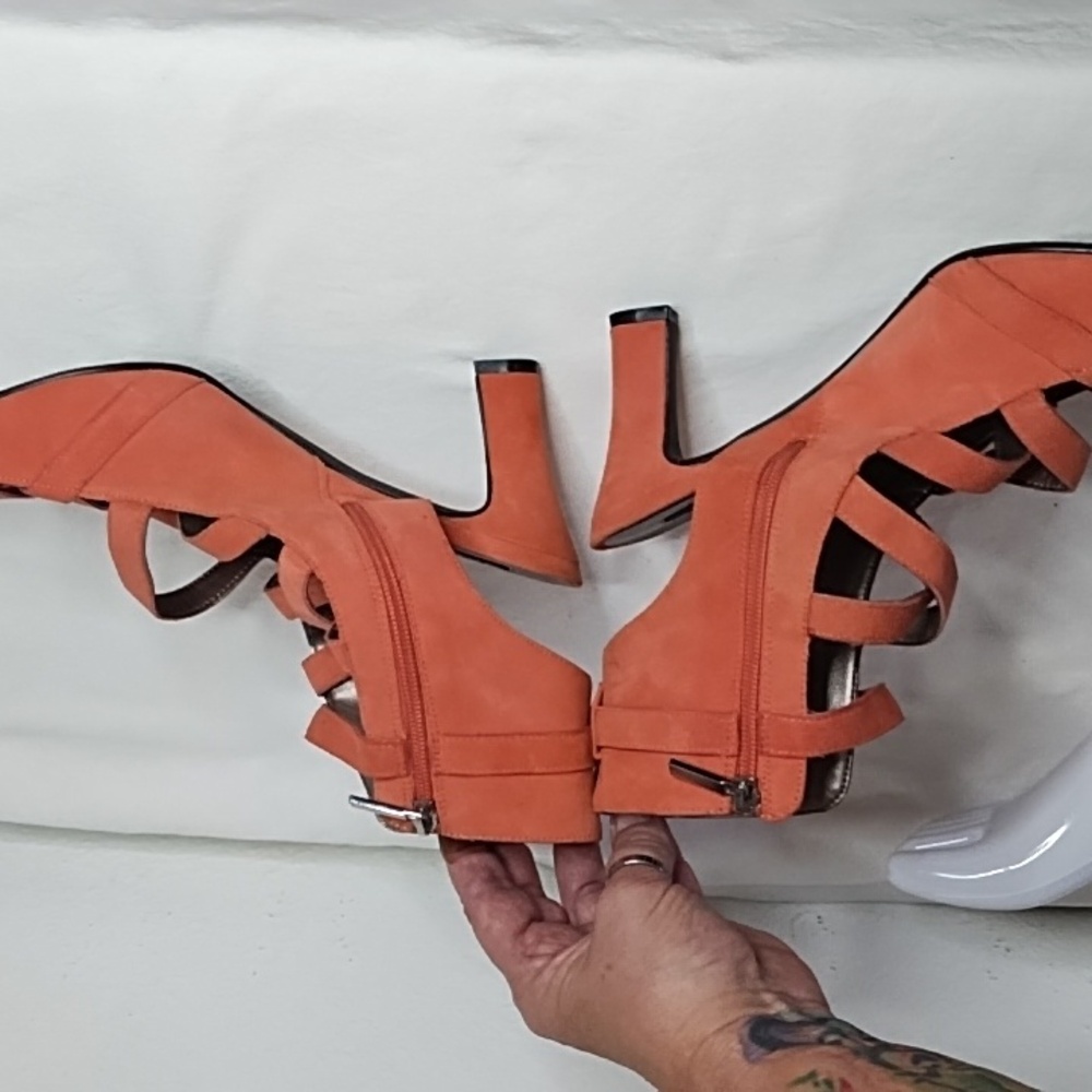 Array Montego Bay Gladiator Sandals 3" Heel Size … - image 4